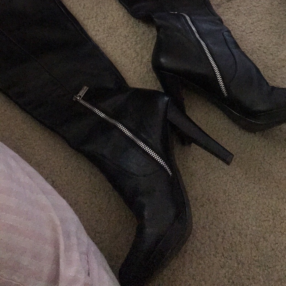 Michael Kohrs leather boots